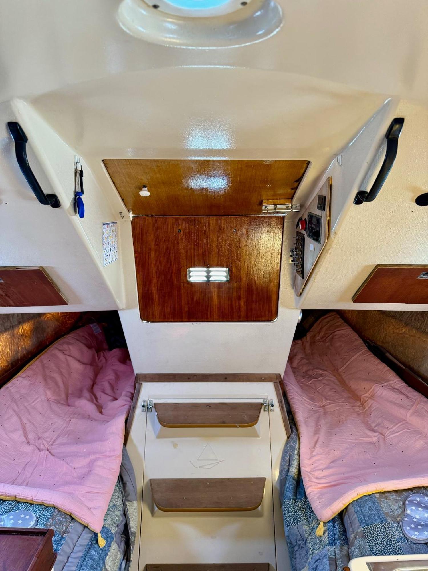 Experience Fantastique De Dormir Berce Par La Mer Pres De Barcelone Castelldefels Exterior foto