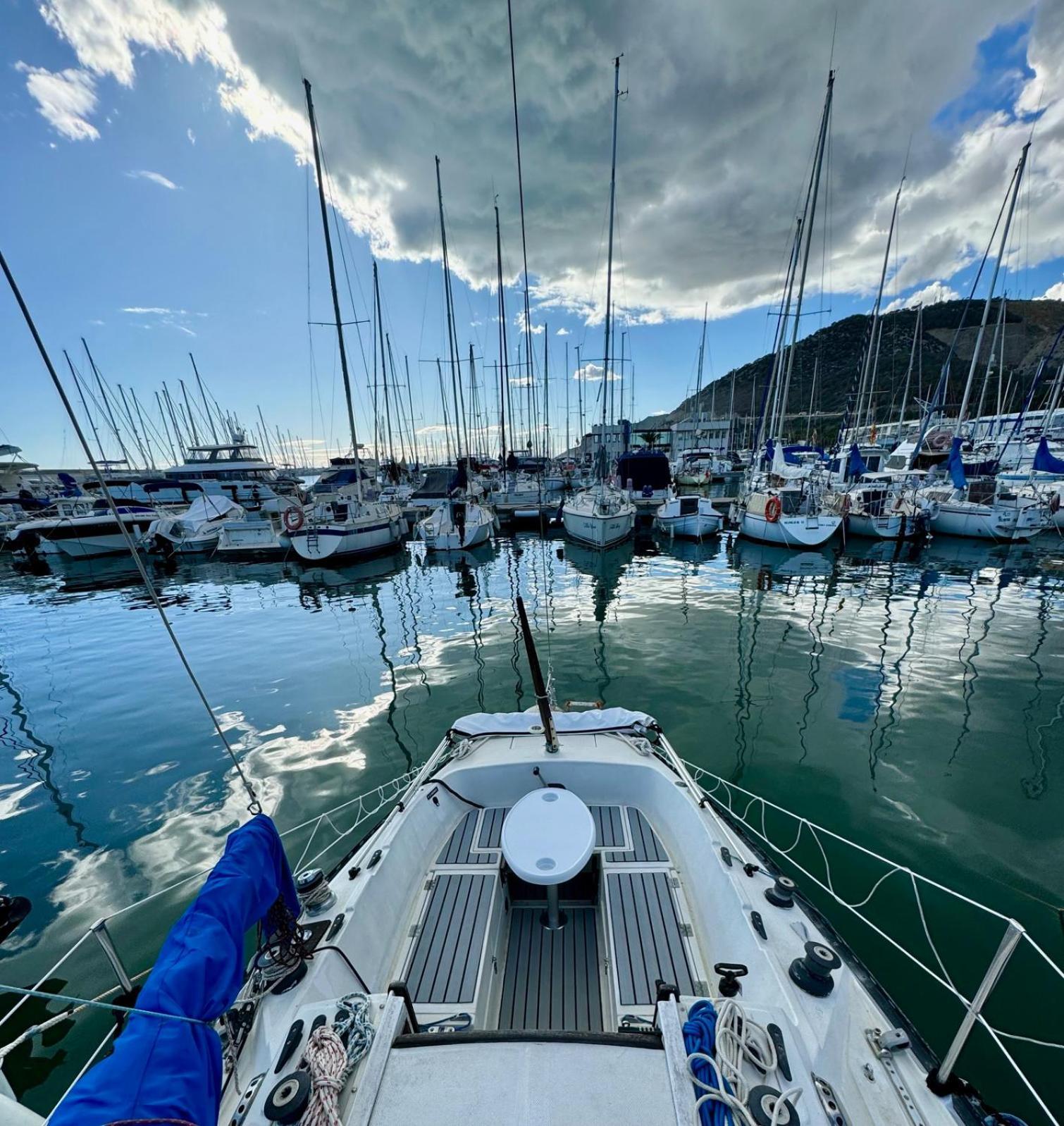 Experience Fantastique De Dormir Berce Par La Mer Pres De Barcelone Castelldefels Exterior foto